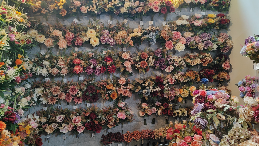 4 trends on Sustainable Artificial Flowers in 2024, Artificial Flower Manufacture, Sustainable Artificial Flowers solution, Artificial Flowers innovation, China artificial flower supplier